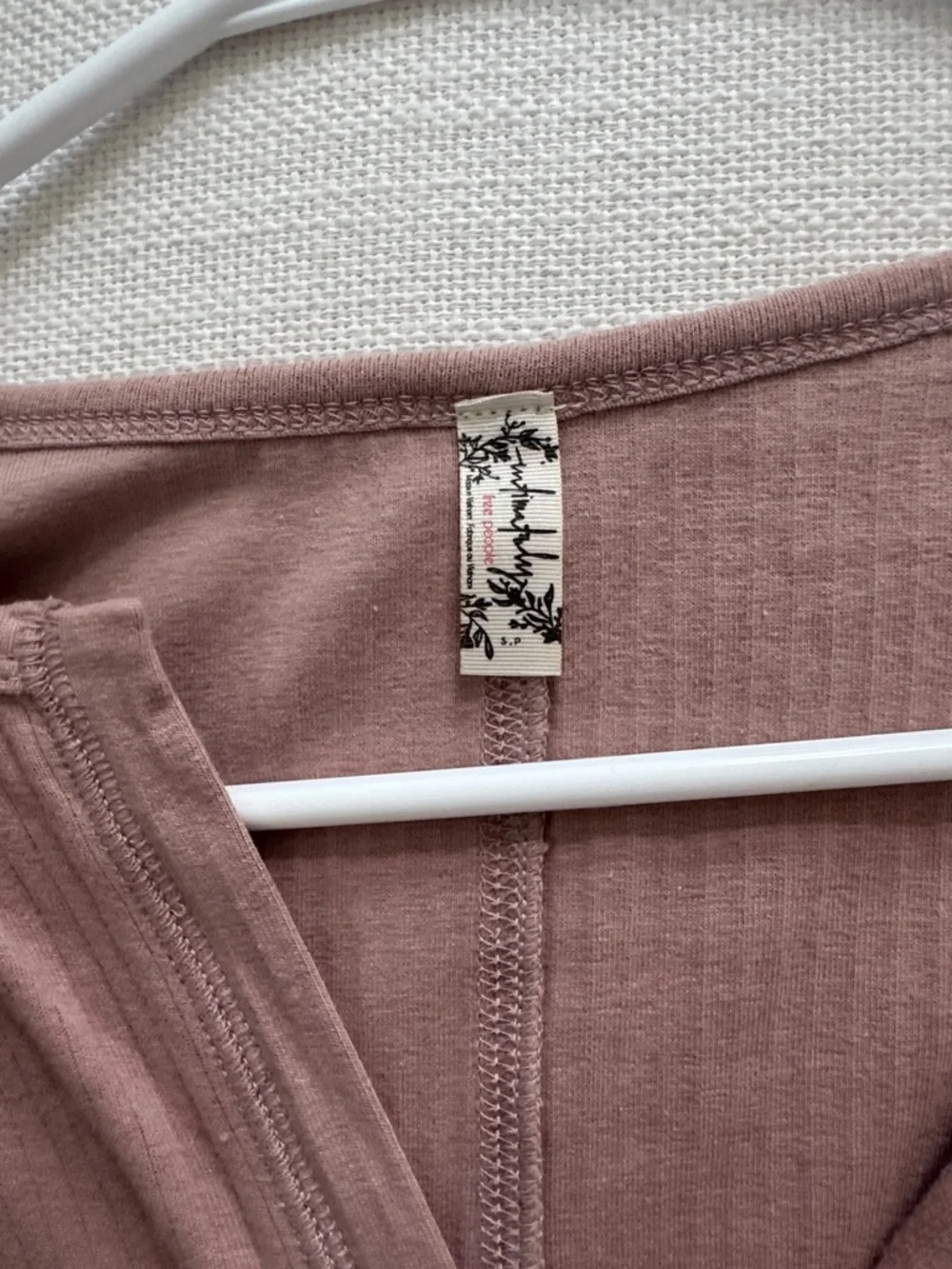 Free People Ribbed Scoop Henley Top - Mauve